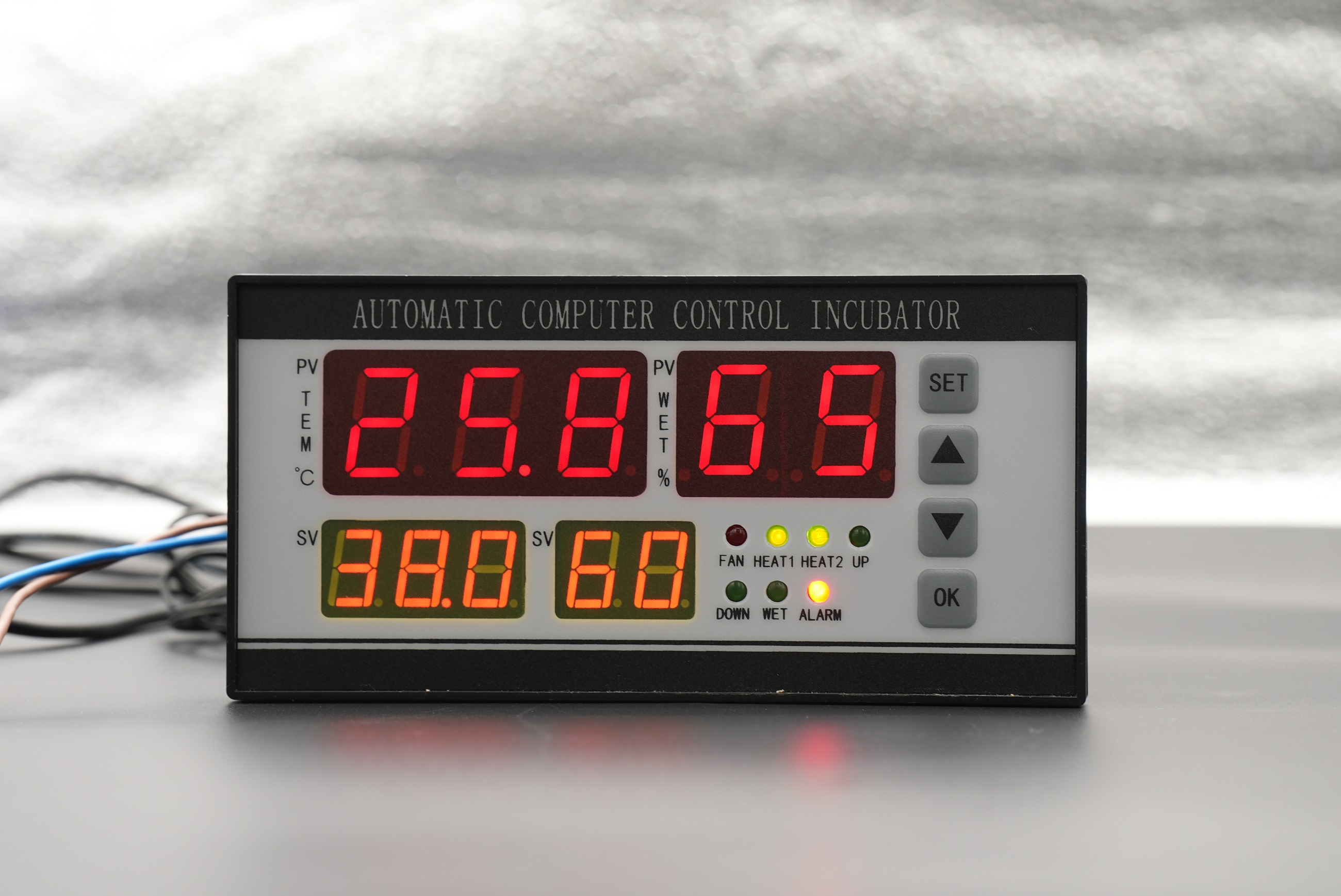 Incubator Temperature Controller XM-18